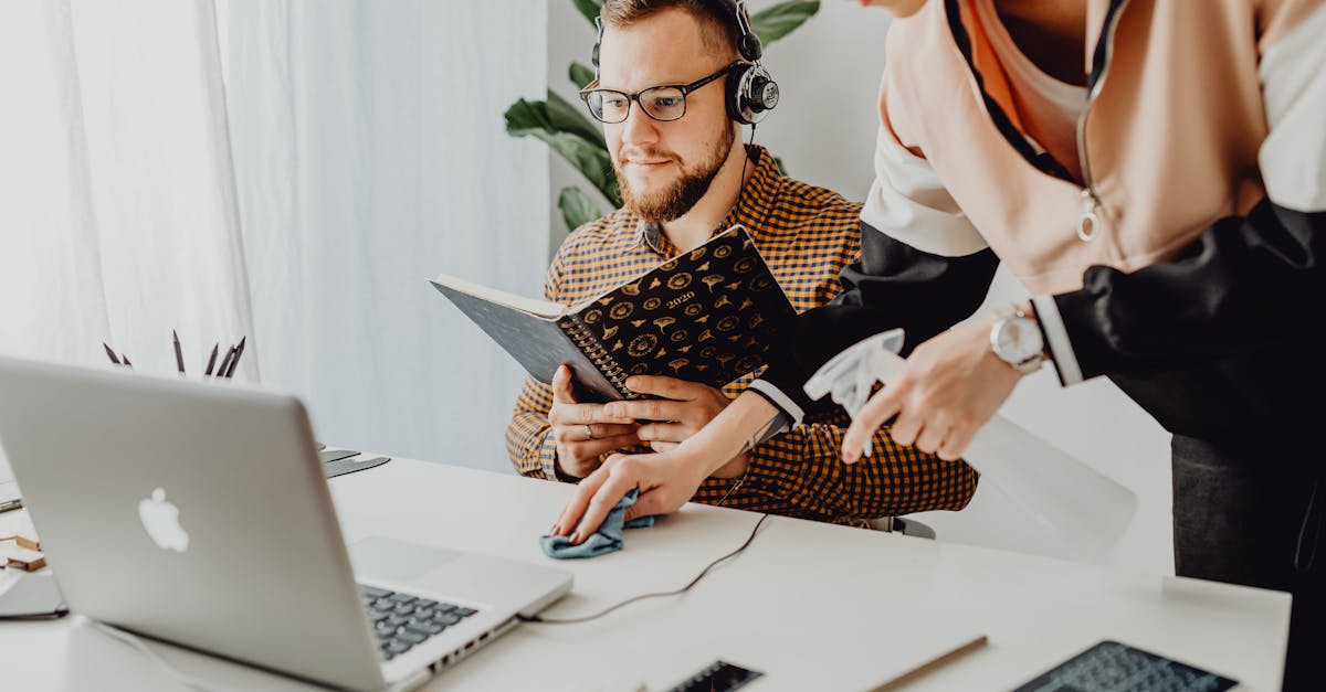 découvrez nos services de nettoyage de bureaux pour un environnement de travail sain et propice à la productivité. profitez d'un espace propre grâce à notre équipe professionnelle et fiable.
